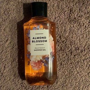 Shower gel